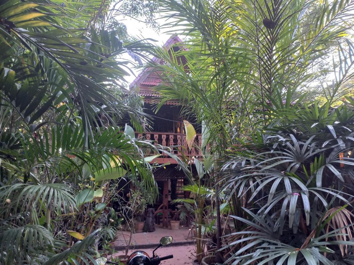 מלון Teak House צ'יאנג מאי מראה חיצוני תמונה