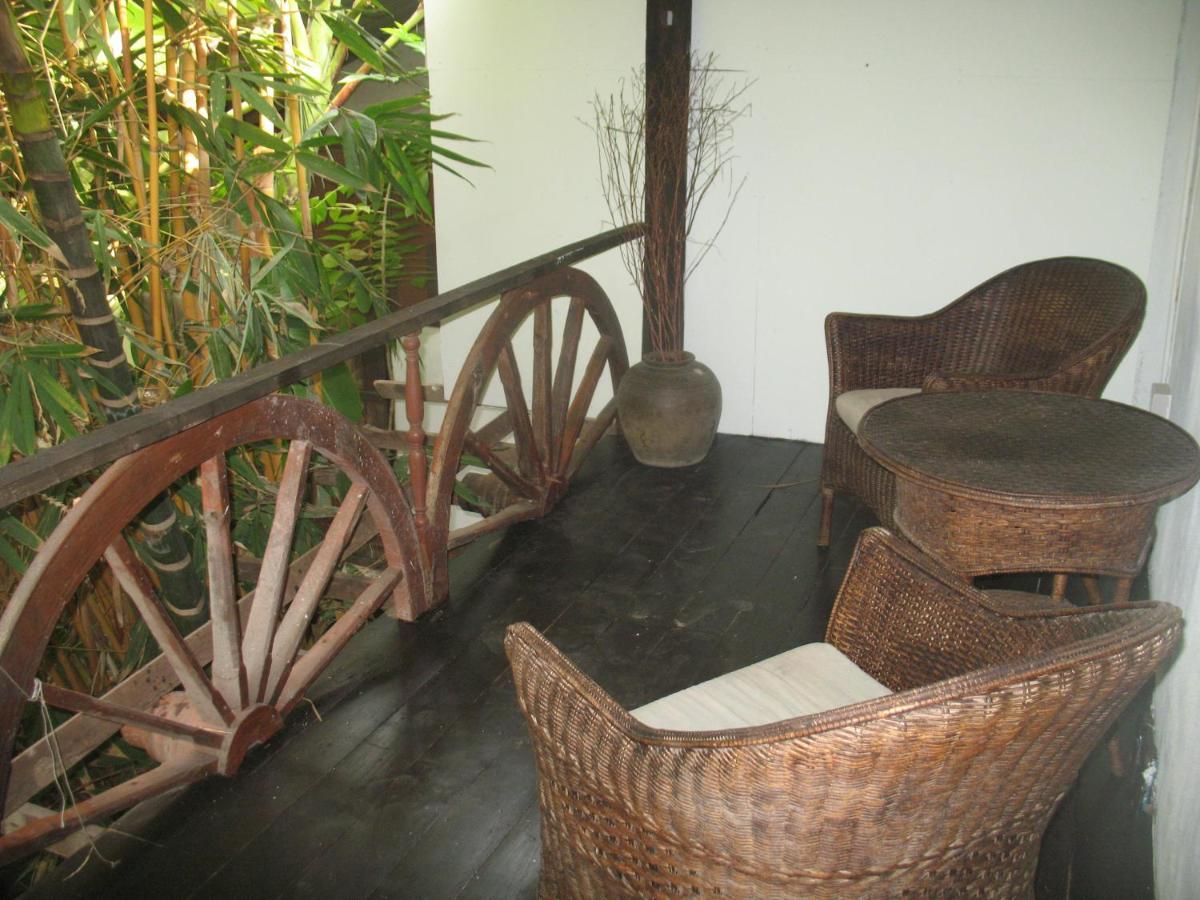 מלון Teak House צ'יאנג מאי מראה חיצוני תמונה